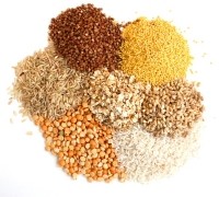 Piles of different types of grains. khudoliy