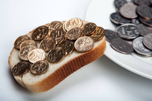 Getty Images - bread and money mizar