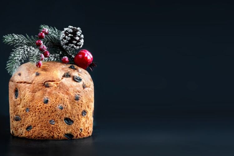 Festive-product-showcase-Pringles-Scorchin-Frank-Dale-s-frozen-mini-treats-and-Ginger-Bakers-Cranberry-Orange-White-Chocolate-flapjack.jpg