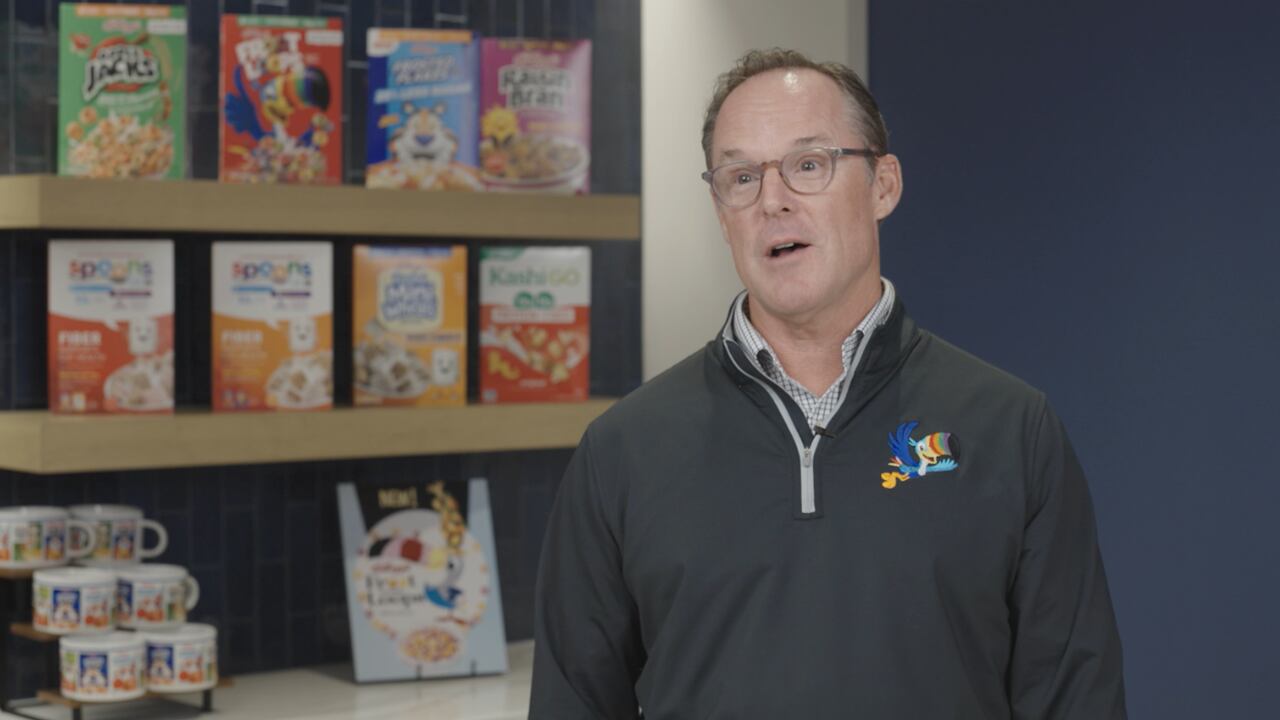 Doug VanDeVelde, chief growth officer, WK Kellogg Co., discusses the company's removal of petroleum-based dyes from its cereals.
