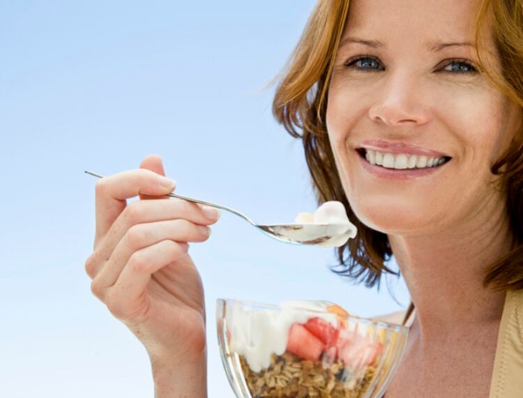 Eating-yogurt-Getty.jpg