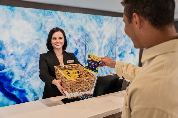 DoubleTree-allergy-free-cookie.jpg