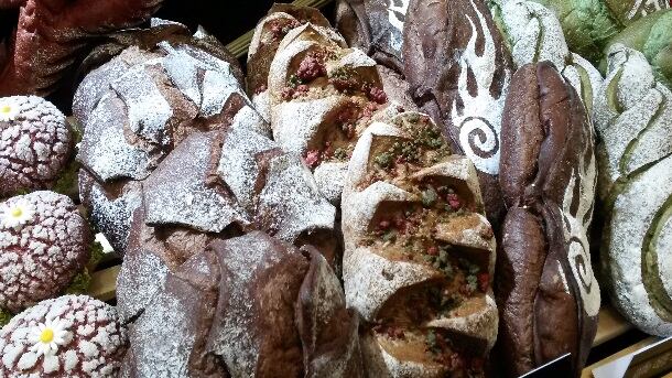 Bakery-China-artisanal-breads.jpg