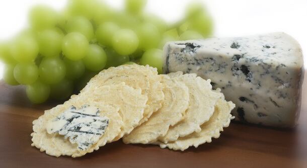 34-Degrees-crisps-with-cheese.jpg