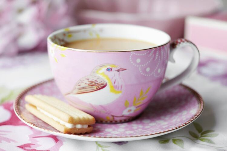 Cup-of-tea-and-a-biscuit-Getty-Debbie-Lewis-Harrison.jpg