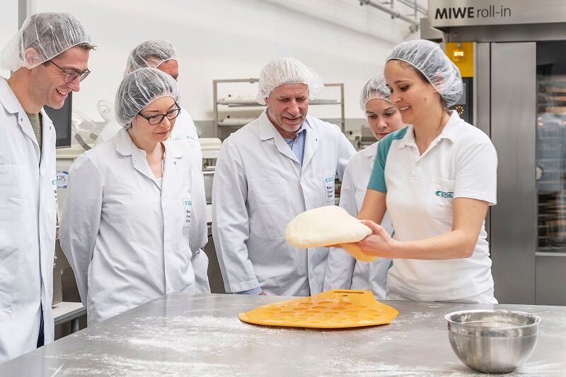 Givaudan & Bühler to accelerate market access for food start-ups in Switzerland
