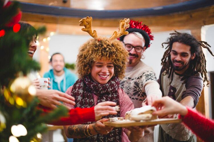 Trendspotting in 2022: From vegan prawn crackers to a figgy pudding and seasonal biscotti