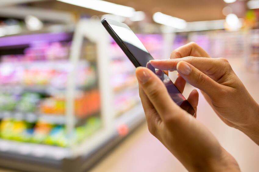 iStock_phone_shopping_consumer.jpg