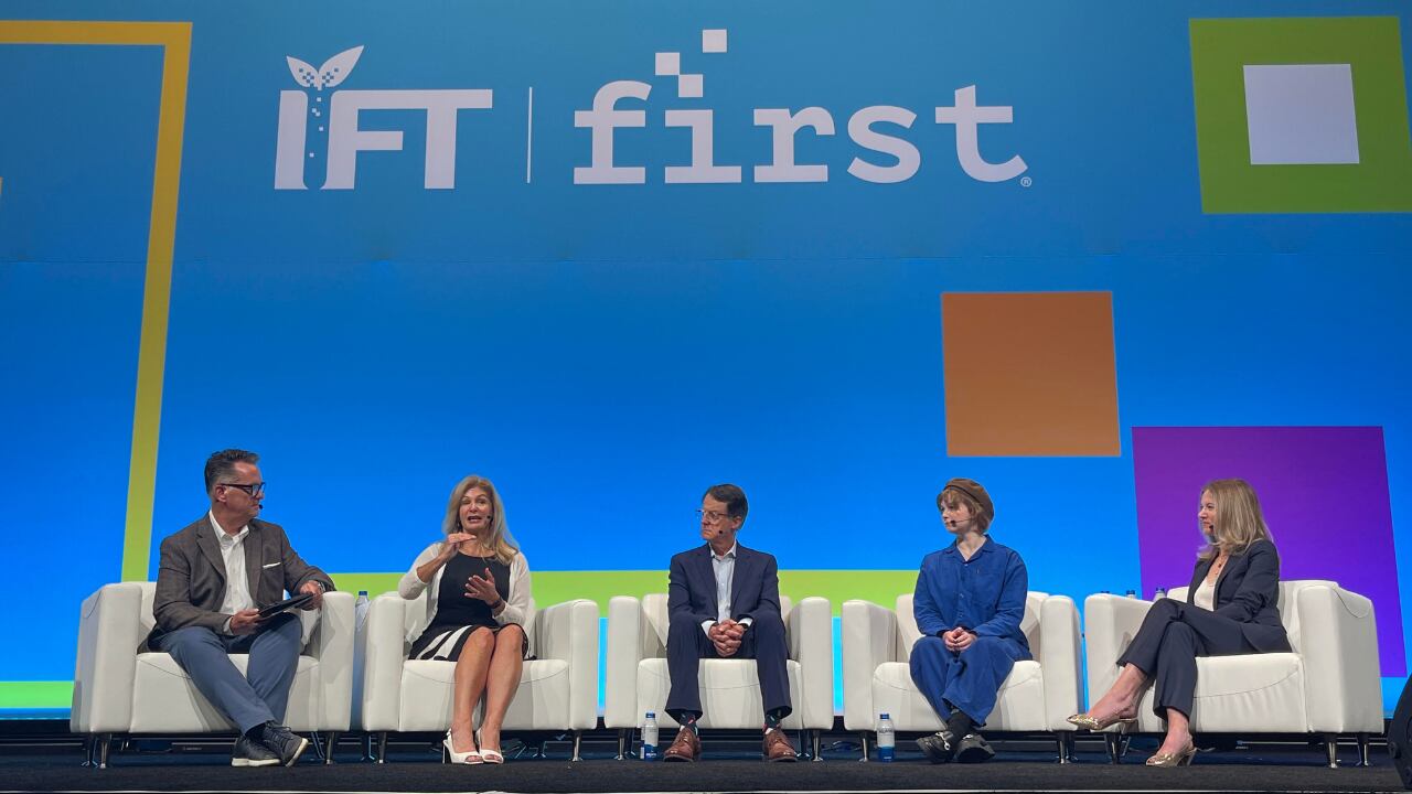(From left) William McDowell, vice president, content and channel strategy, Institute of Food Technologists (IFT); Laura Lindenfeld, executive director, Alan Alda Center for Communicating Science; Charlie Arnot, CEO, Center for Food Integrity; Roxanne Smith, food scientist and content creator, Main Ingredients LLC; Laura Chalela Hoover, executive vice president, food and beverage, Edelman US.
