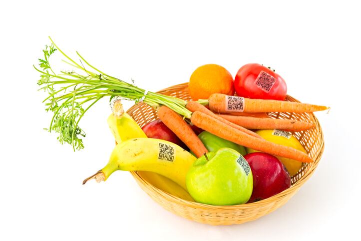fresh-fruit-and-veg-basket-with-QR-codes-traceability-SimplyCreativePhotography.jpg