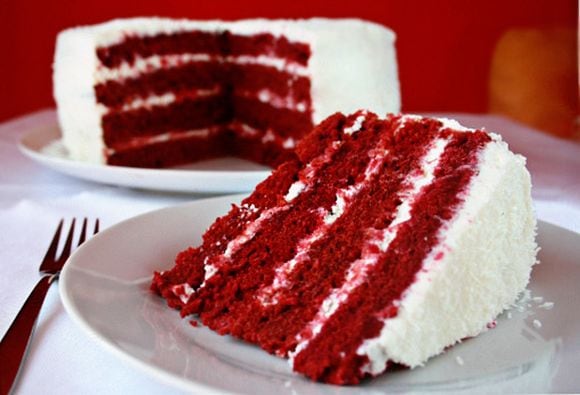 Red-velvet-cake.jpg