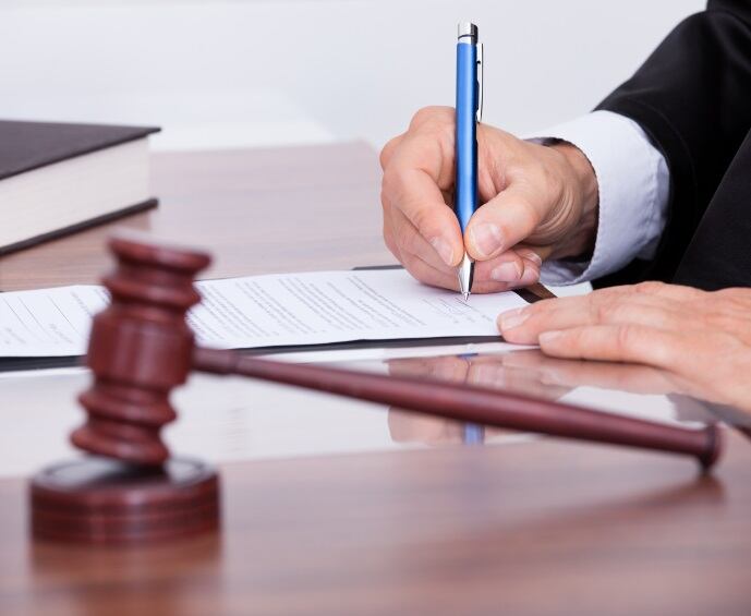iStock_gavel.jpg