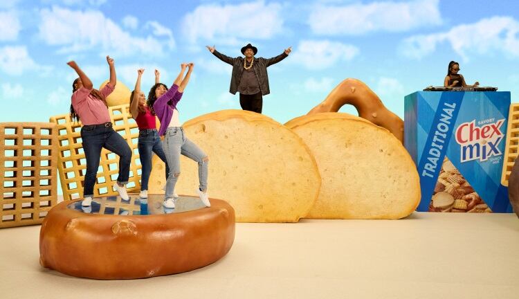 Chex Mix bagel chip