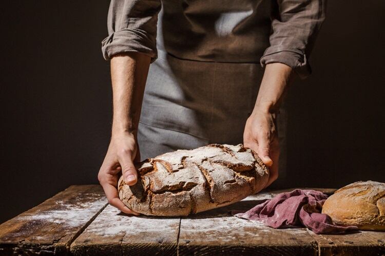 Roots to Real Bread to unpick the current challenges and opportunities of creating additive-free bread in the UK