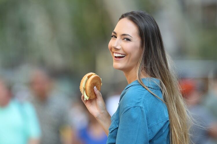 St Pierre rounds off bumper season in UK with number one burger bun spot