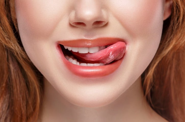 GettyImages-tongue-utkamandarinka.jpg