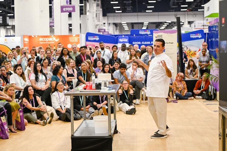 Buddy Valastro (Cake Boss) at IBIE