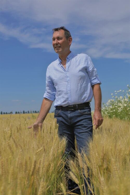 1-MDLZ-HARMONY_FARMER-Eric.jpg
