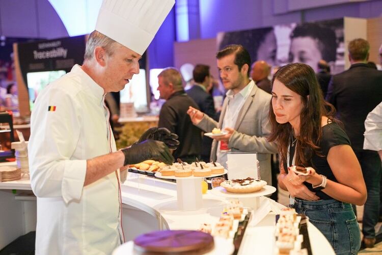 Puratos-Taste-Tomorrow-classic-vs-fusion.jpg