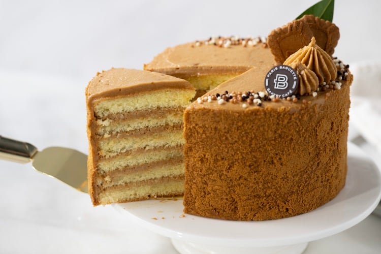 Paris-Baguette-Fall-Menu_Cookie-Butter-Crunch-Layer-Cake-1.jpg