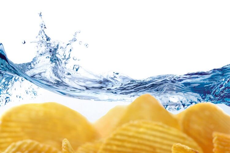 Chips-and-water-NitaYuko-fisher_photostudio.jpg