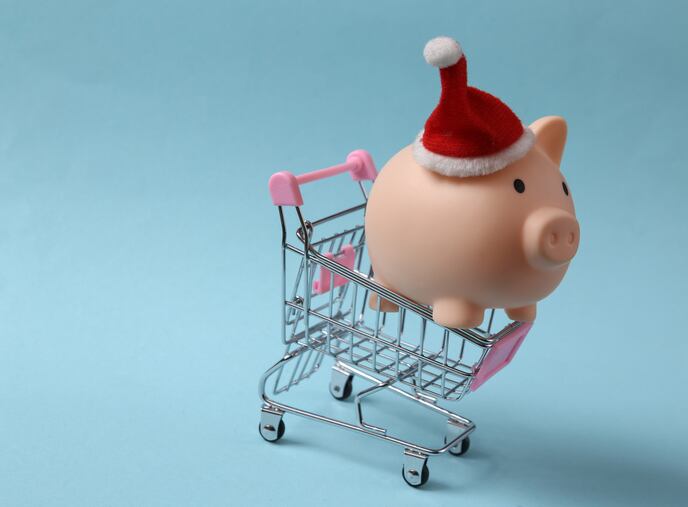 Holiday spending: Grocery budgets hold steady for now, but shoppers seek relief elsewhere