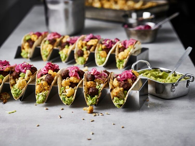 Veggie_Public_Cauliflower_Taco_2.jpg