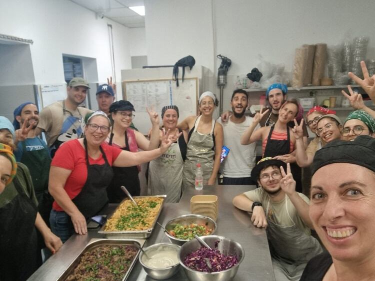 Israeli heroes in the kitchen