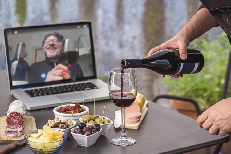 European spend on ‘aperitivo’ snacks gets €2.2bn boost during lockdown