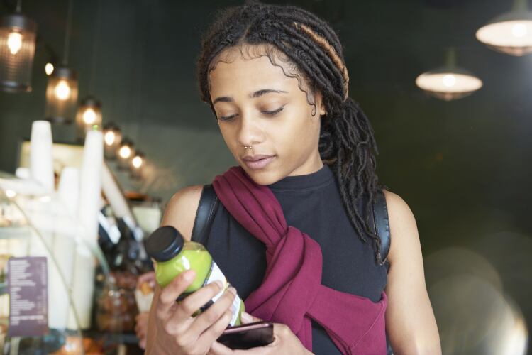 GettyImages-WeAre-on-the-go-drinks-beverages-healthy-label.png
