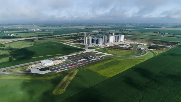 Modern ADM mill opens in Midwest, with triple the capacity of closing plants