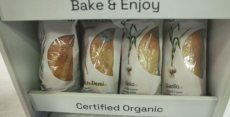 Spring Foods offers fresh bread minus preservatives, artificial flavors thanks to innovative packaging, traditional baking techniques