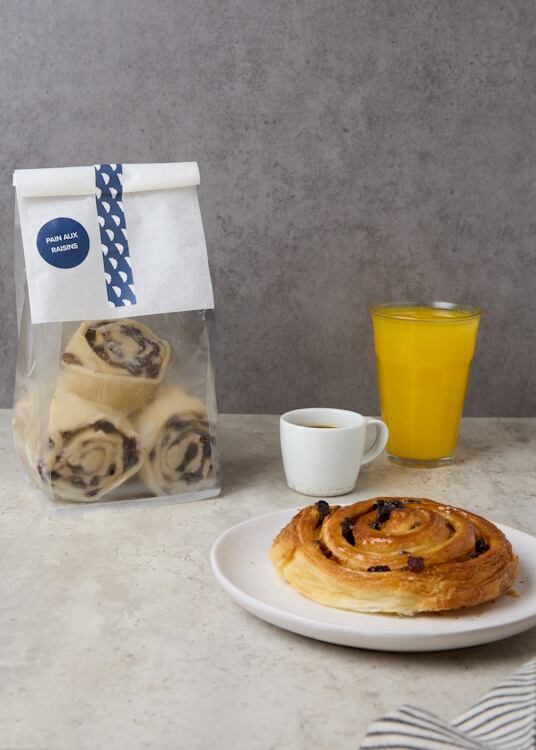 Pain aux raisins to cook at home
