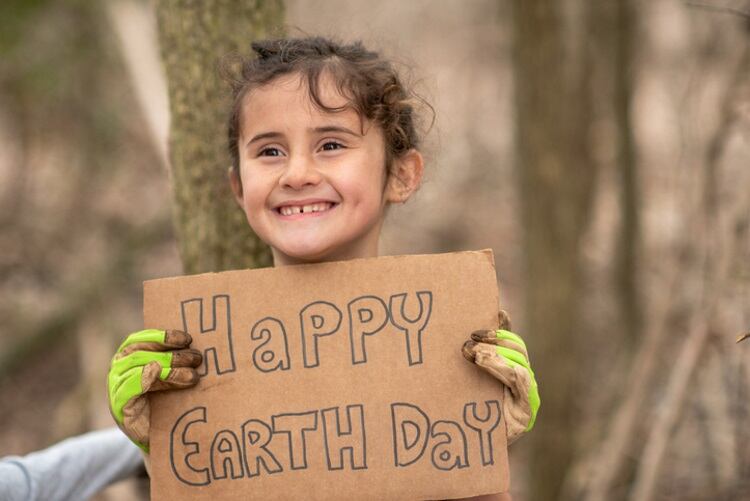 Happy-Earth-Day-FatCamera.jpg
