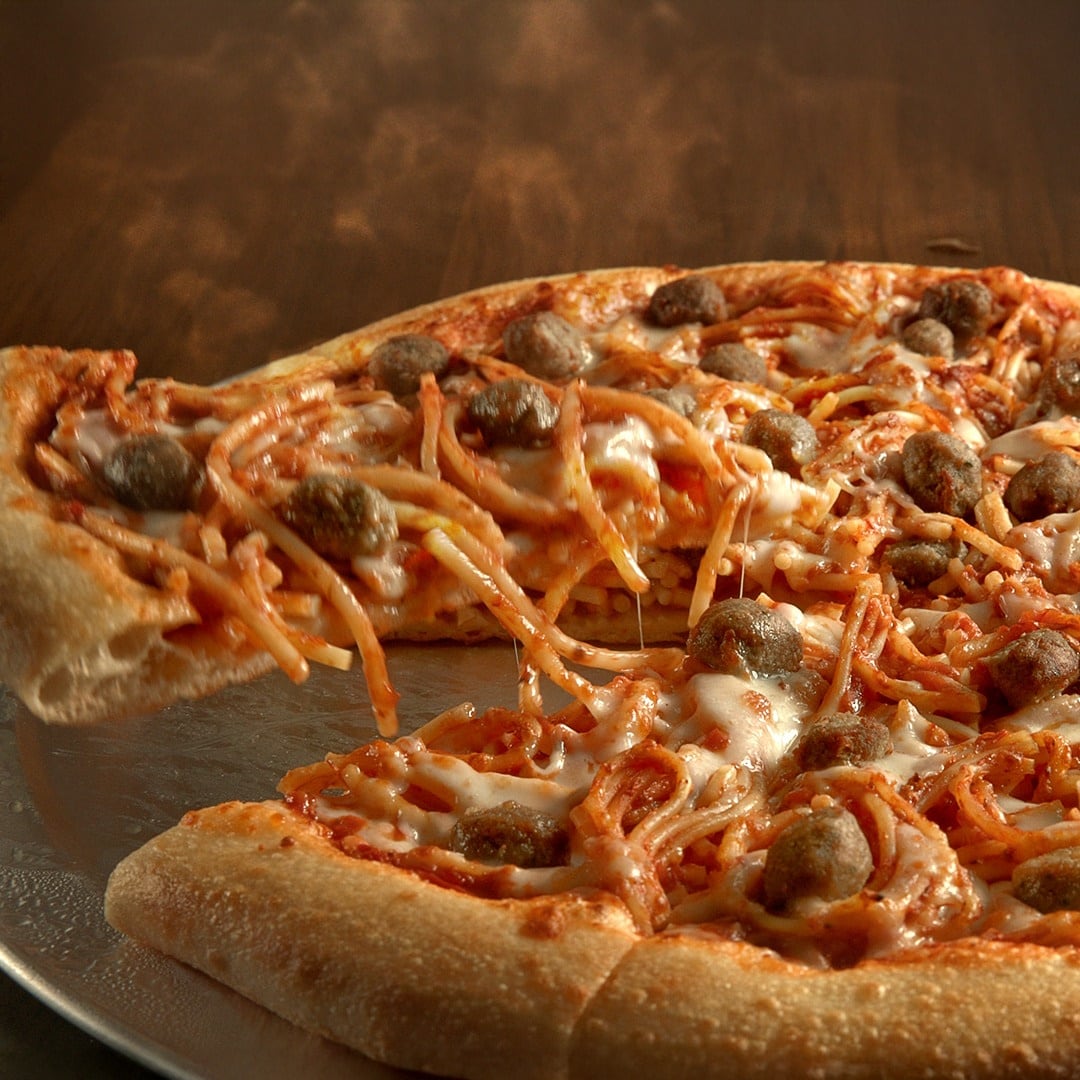 Cicis' spaghetti & meatball pizza