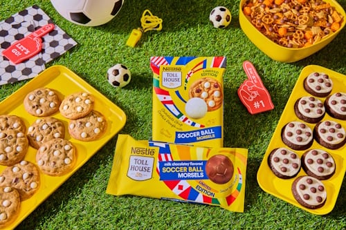 NTH Soccer Ball Morsels & Dough Lifestyle HERO. Credit_ Nestle Toll House