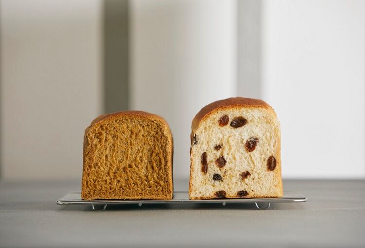 Raisin-bread-Yuki-Kondo.jpg