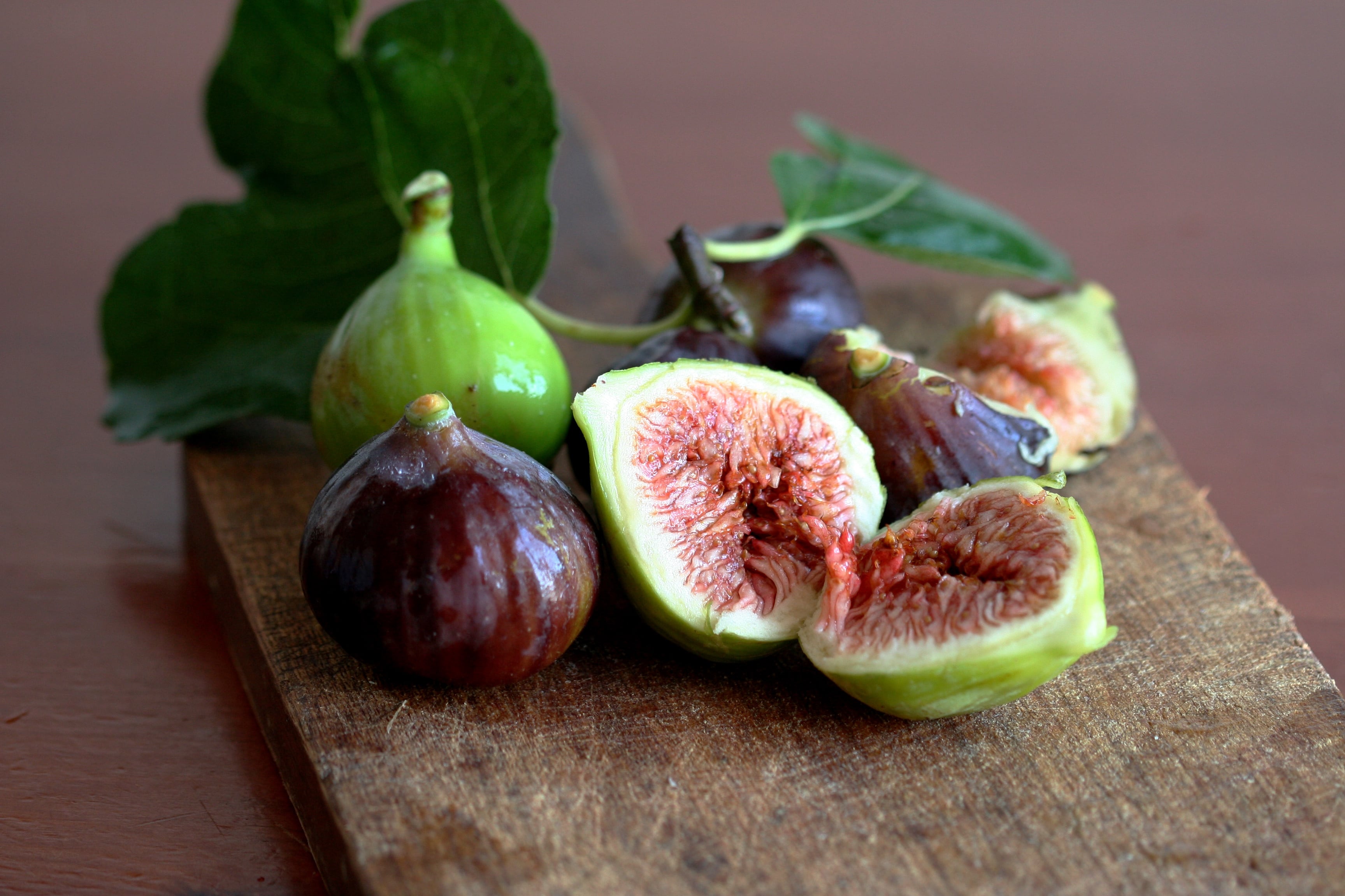 Figs (still life)