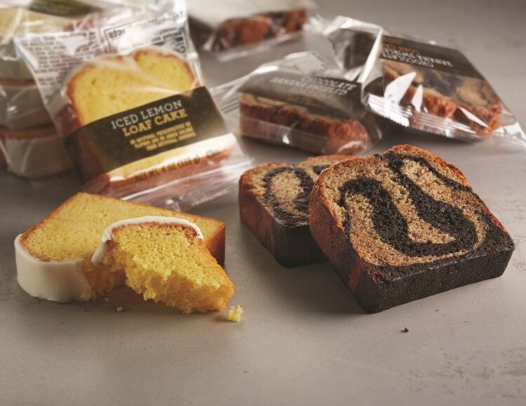 7198332_CL_Choc_Banana-Cake-002.jpg