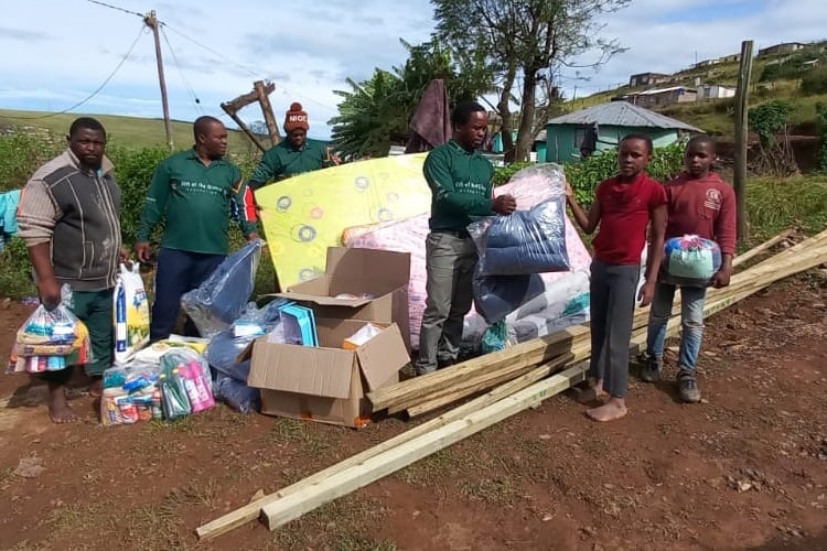 Gift-of-the-Givers-delivering-aid.jpg