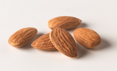 Almonds only grow in Mediterranean climate zones, like California