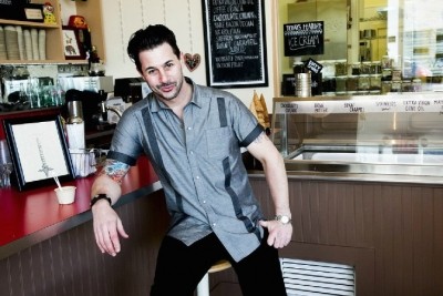 Johnny Iuzzini is a celebrity chef on ‘The Great American Baking Show.'  Pic: Wikimedia Commons 