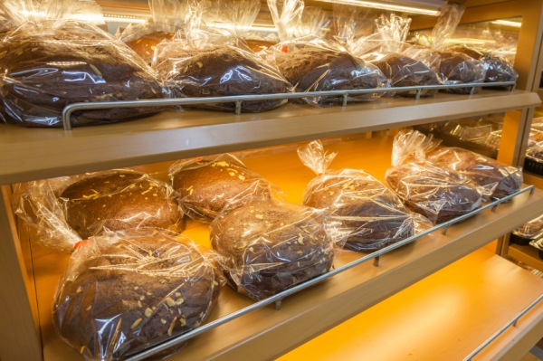 fresh_bread_bakery_packaged