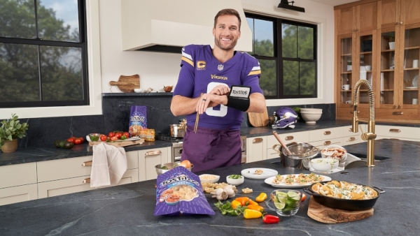 HERO_ Kirk Cousins Tost by Tostitos Asset #1