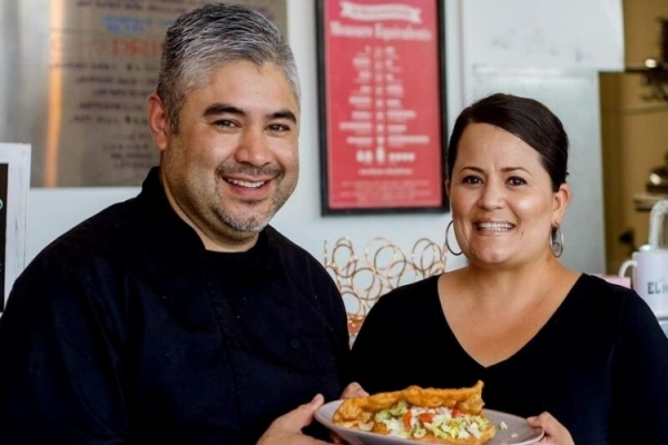 Joshua and Fabby Archuleta, owners of El Roi Café in Albuquerque, New Mexico, are Impacto grantees.