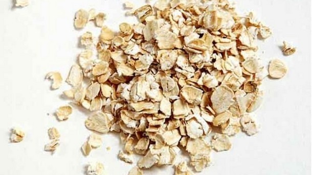Oatmeal for breakfast may increase satiety and mean a lower calorie lunch