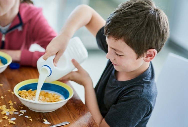Kellogg's UK claims 92% of people add milk to their cereals. Pic: GettyImages/Adene Sanchez