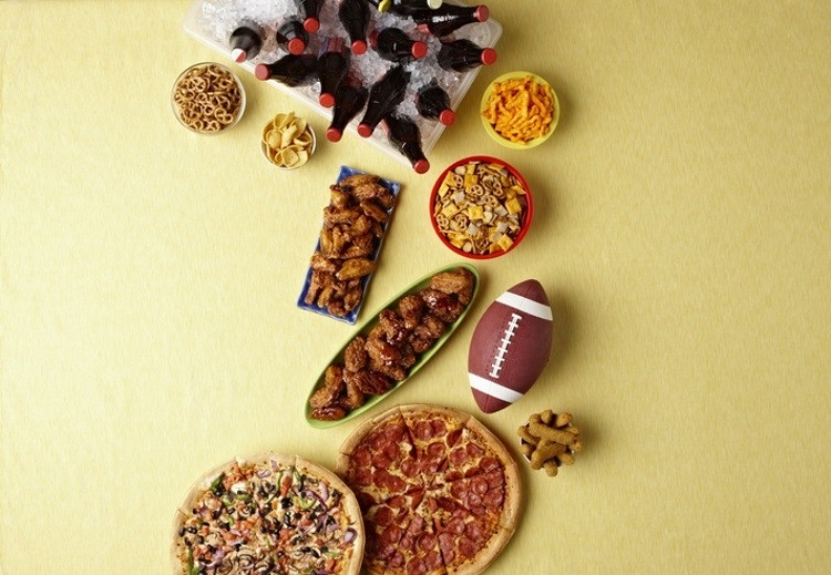 Snacks are an essential ingredients for the Super Bowl. Pic: GettyImages/Lew Robertson