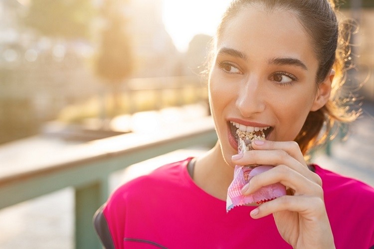 Europeans are increasingly seeking out snacks with functional benefits. Pic: GettyImages/Ridofranz
