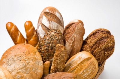 Altering the type of fat used in bread baking could help to blunt post-meal spikes in blood sugar, say researchers.(© iStock.com) 